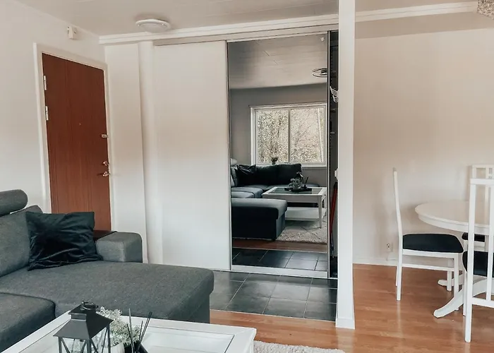 Apartman With 2bedrooms Near The Train And Buss Station